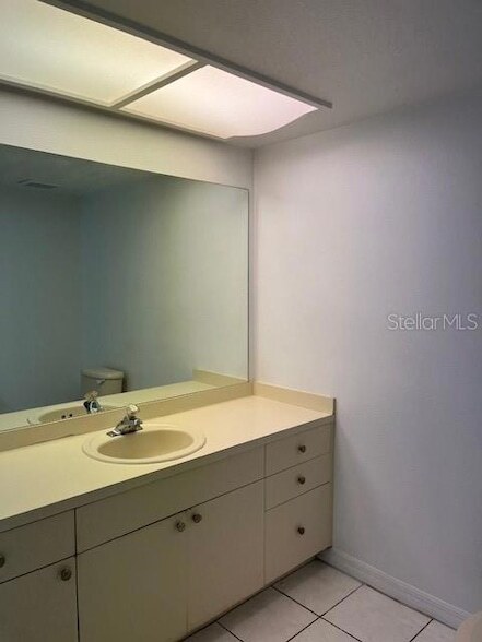 Building Photo - 14839 Seminole Trail