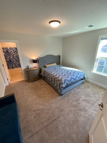 Guest Bedroom 2 - 1709 Stevensan Dr
