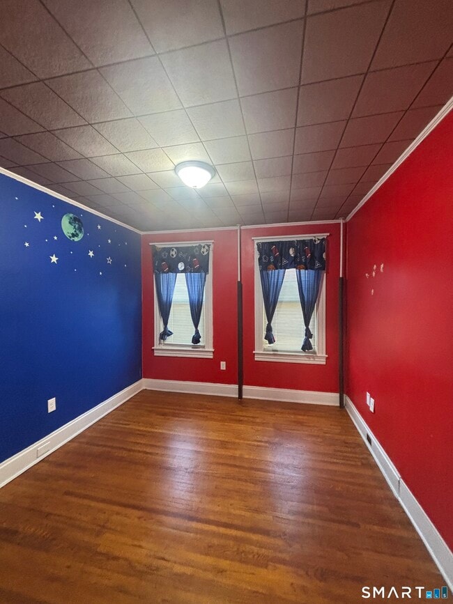 Building Photo - 143 Brown St