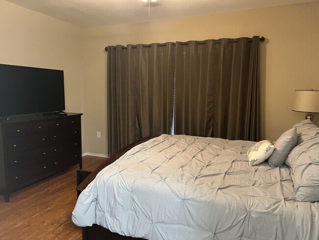 Building Photo - Fully furnished Scottsdale condo!