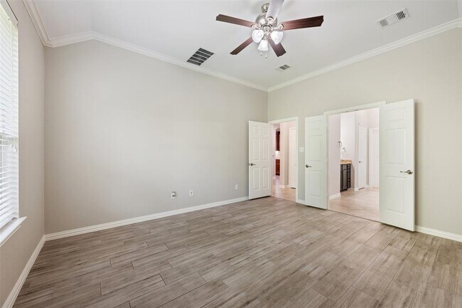 Building Photo - 514 Walsh Hill Trail
