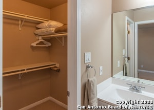 Building Photo - 32 Chapel Hill Cir