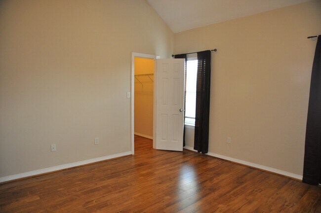 Building Photo - 20913 Sunrise Pine View Ln