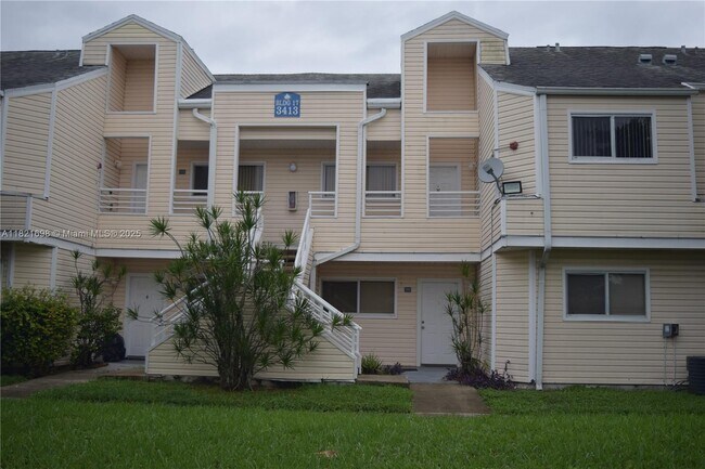 Building Photo - 3413 NW 44th St