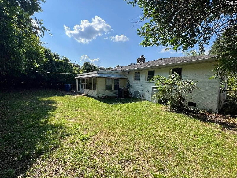 Building Photo - 3042 Beechaven Rd