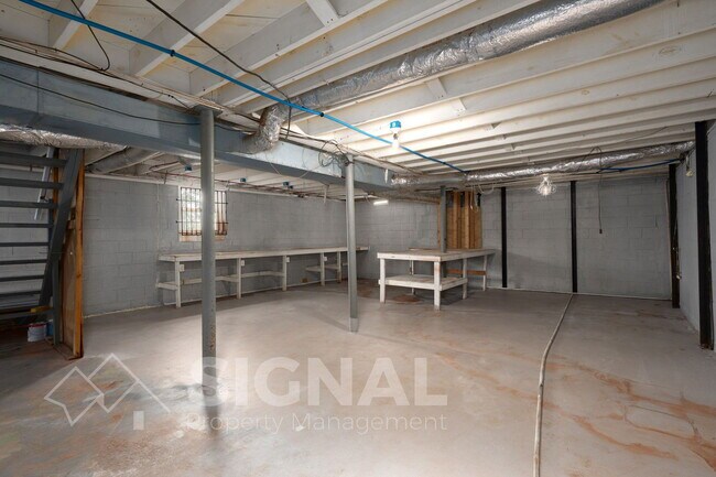 Building Photo - 416 Lance Ln