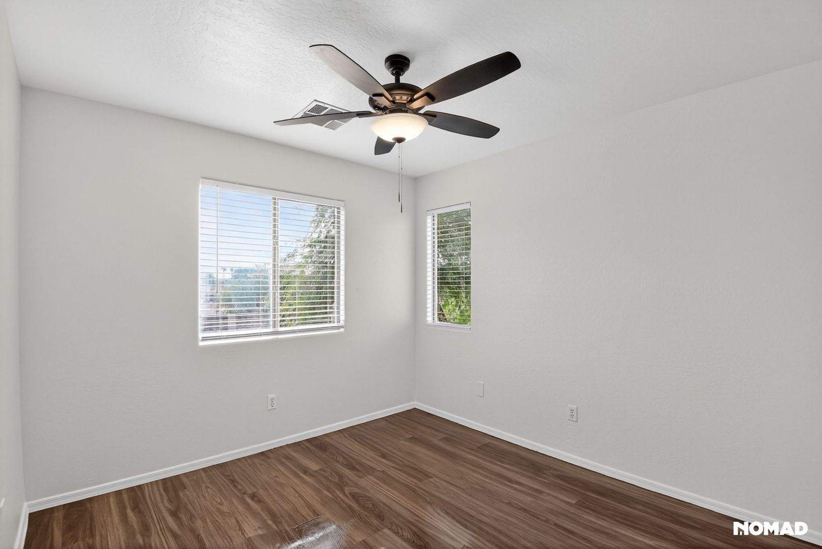 Building Photo - 7118 N 77th Dr