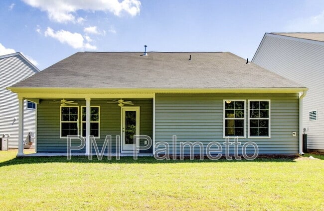 Building Photo - 1015 Crescent Corner Dr