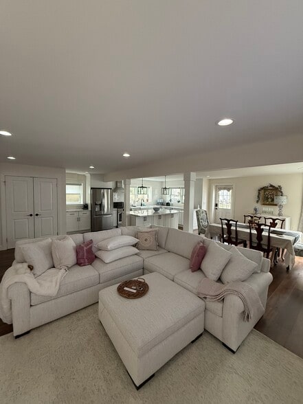 Open floor plan - 5 Crescent Dr