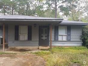 Building Photo - WOODLAND
