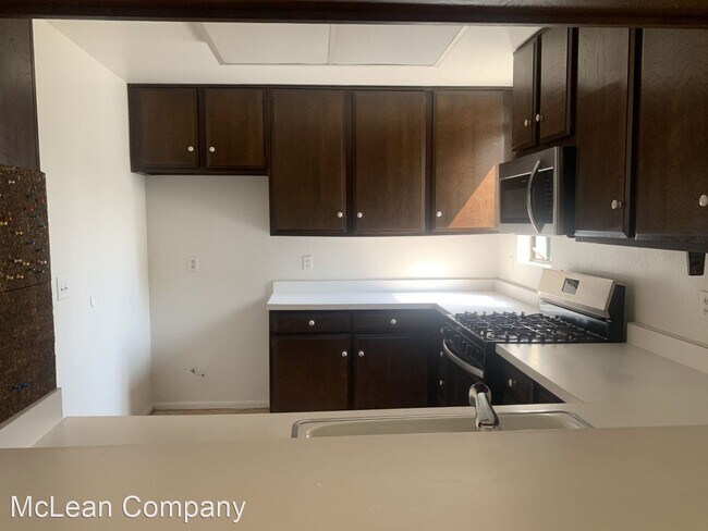 Building Photo - 2 br, 2 bath House - 2099 Caliente Drive