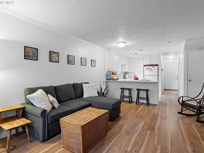 Building Photo - Bright & Inviting 2-Bed, 1.5-Bath with Modern Touches and Private Upstairs Retreat