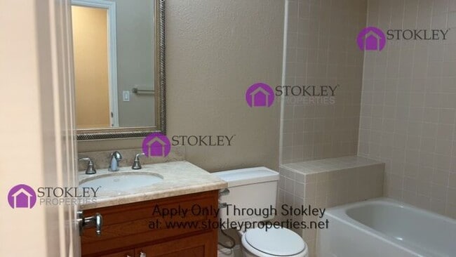 Building Photo - 1941 Augustus Ct