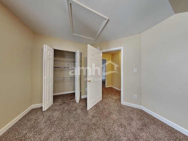 Building Photo - 3805 Lodgepole Ln