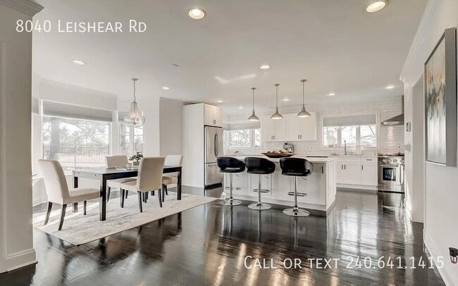 Building Photo - 8040 Leishear Rd