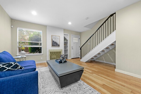 Building Photo - 3601 Menchaca Rd