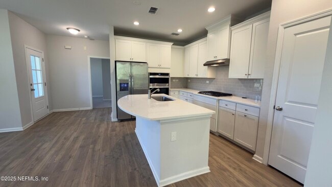 Building Photo - 156 Charlie Way