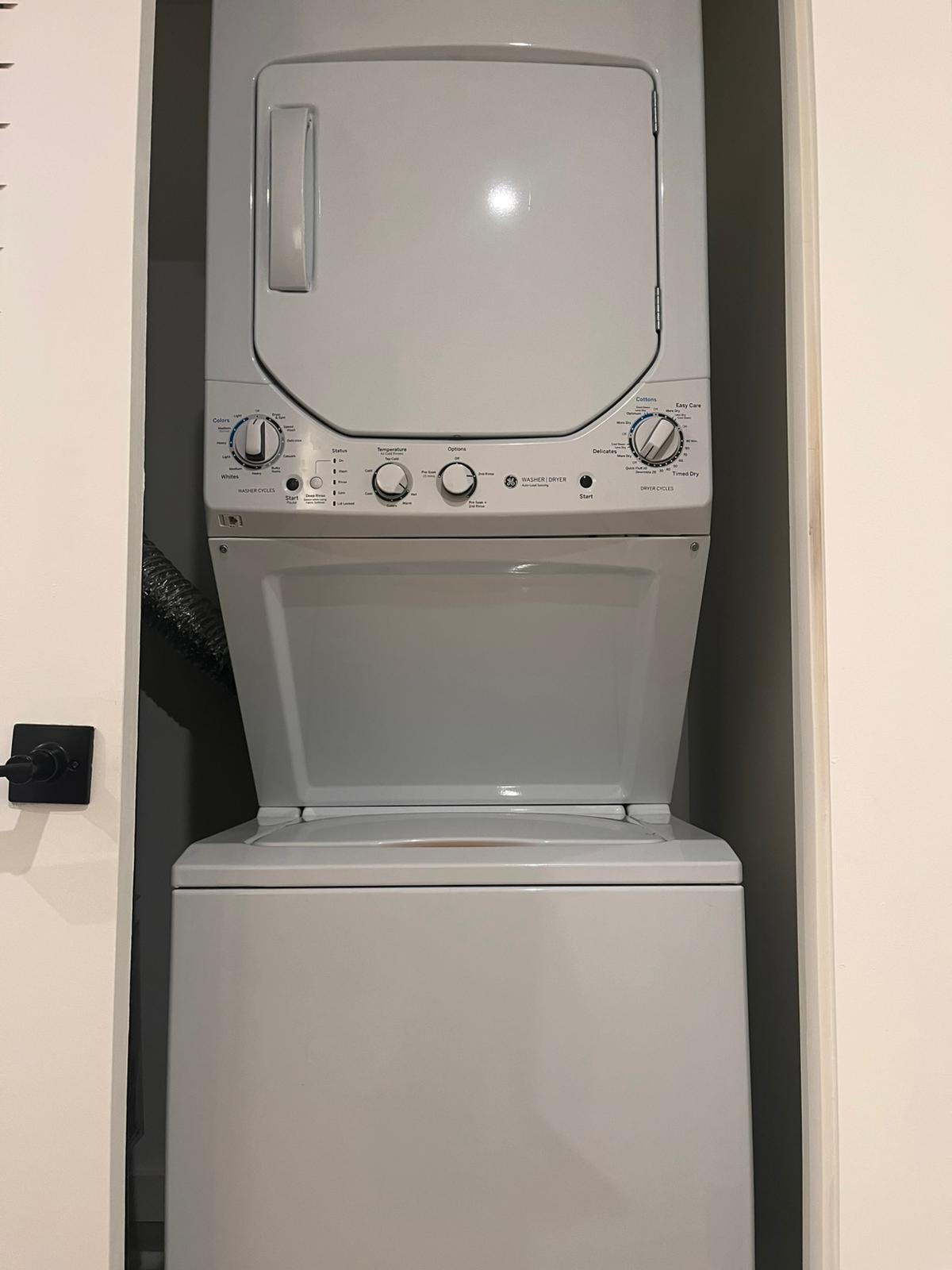 Building Photo - 329 Pacific Ave