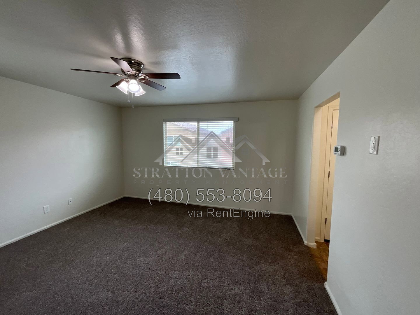 Building Photo - 6112 E Paradise Ln