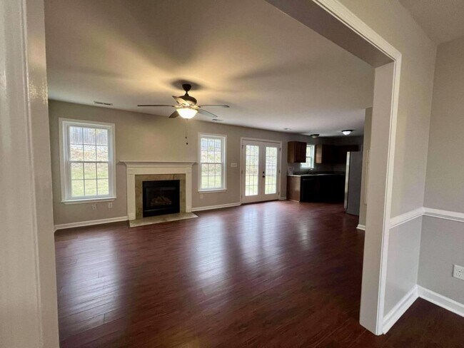 Building Photo - 5116 Goshawk Dr