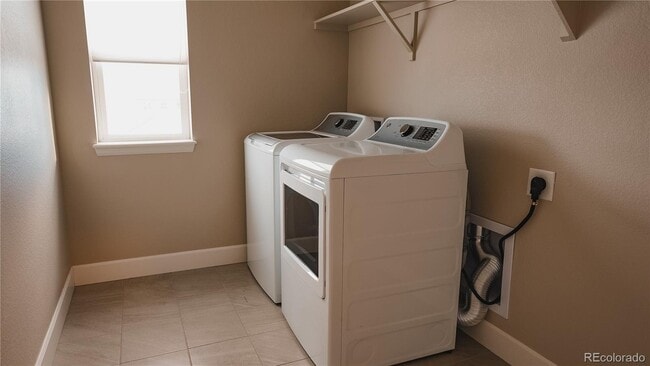 Building Photo - 7118 Othello St