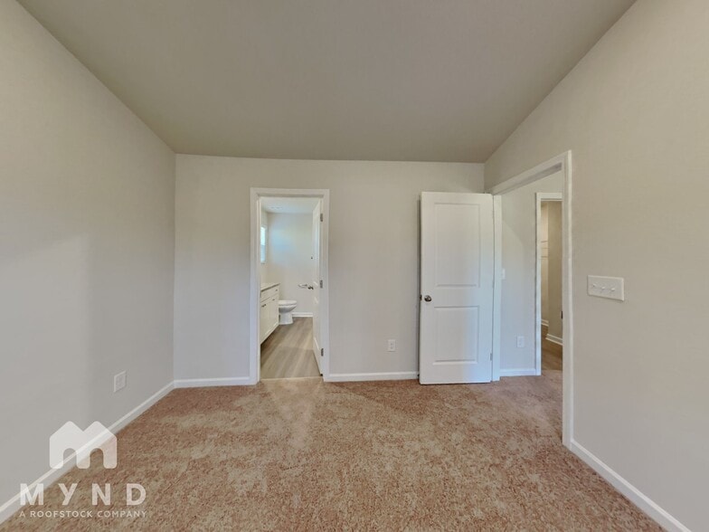 Building Photo - 386 Ivy Bank Dr