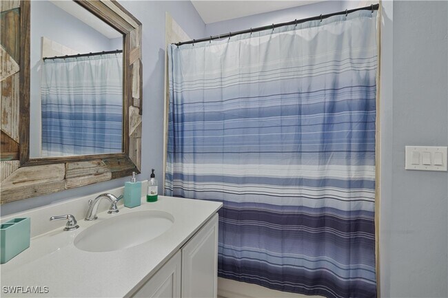 Building Photo - 7139 Greenwood Park Cir