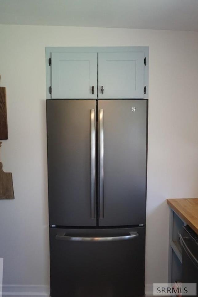 Building Photo - 613 Sykes Dr