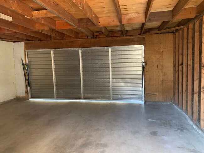 Building Photo - 3013 N. Halfmoon Dr.