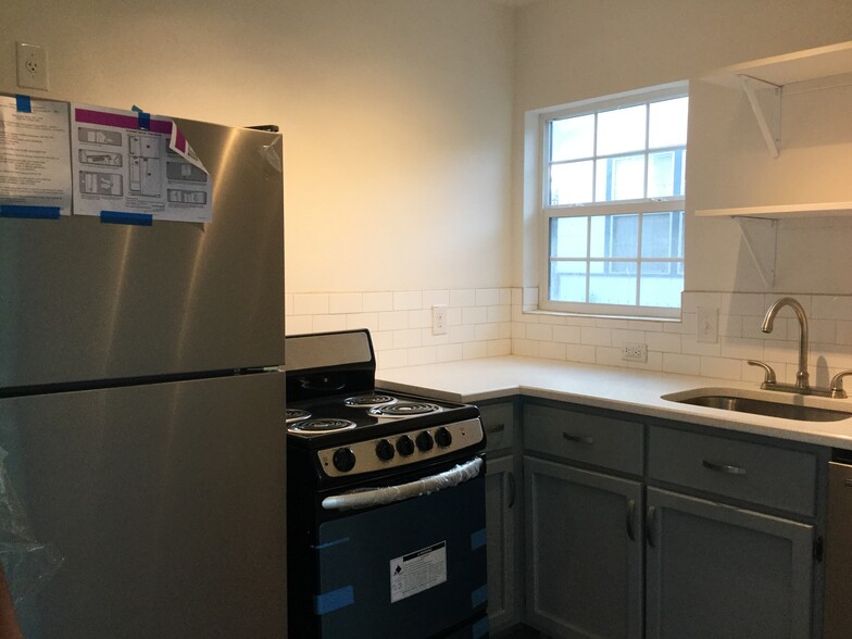 New kitchen appliances - 2625 Cincinnati Ave