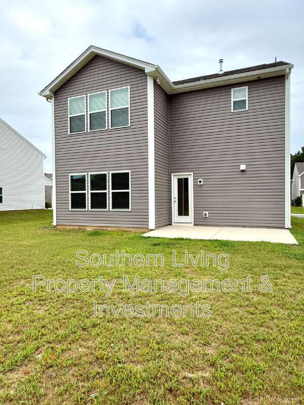 Building Photo - 4014 Beacon Ave
