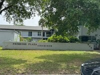 Building Photo - 825 N Primrose Dr