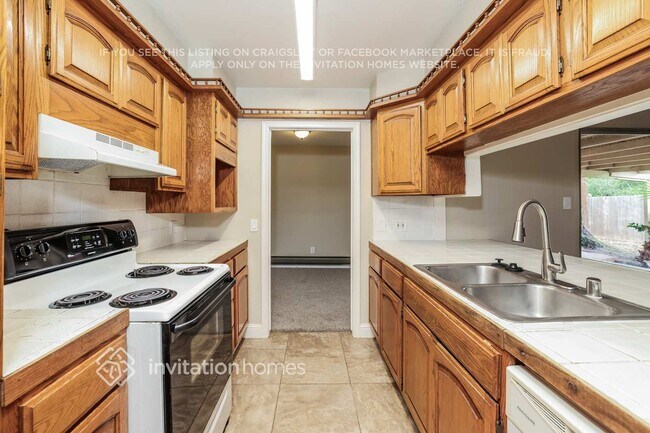 Building Photo - 209 Bart Ave