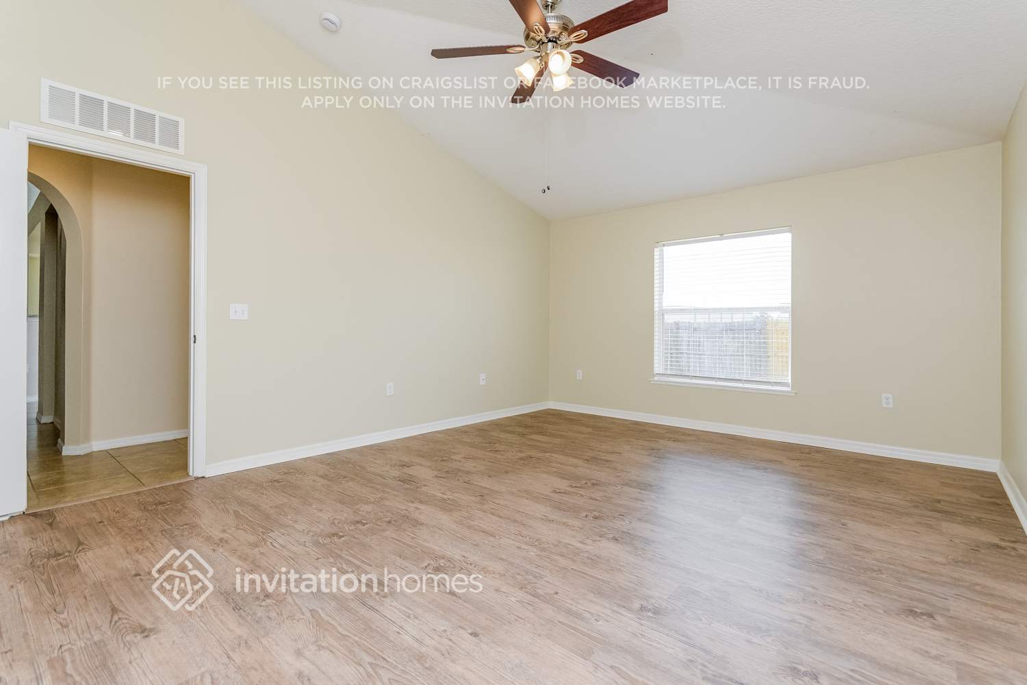 Building Photo - 5399 Dornich Dr