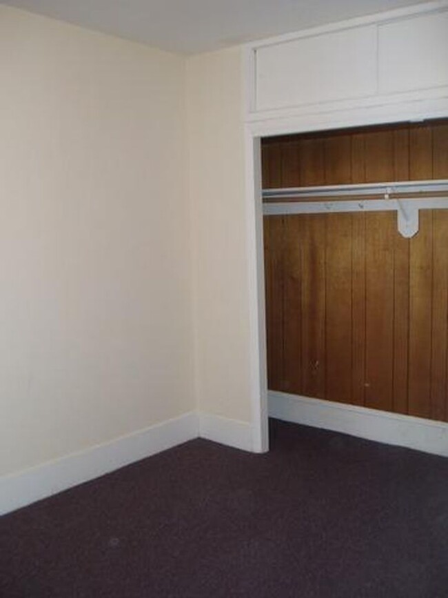 Building Photo - Aberdeen 3 Bed