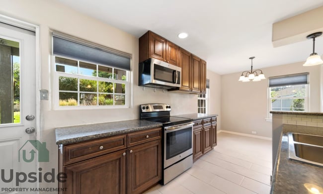 Building Photo - 3610 E Funk Ave