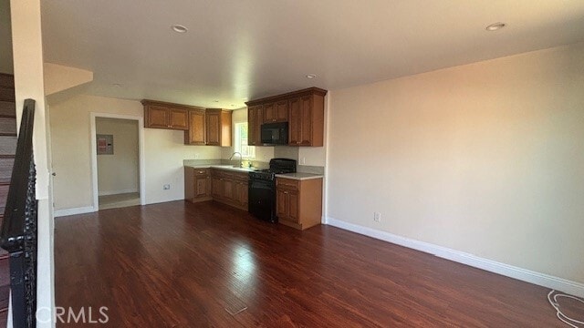 Building Photo - 13642 Almetz St