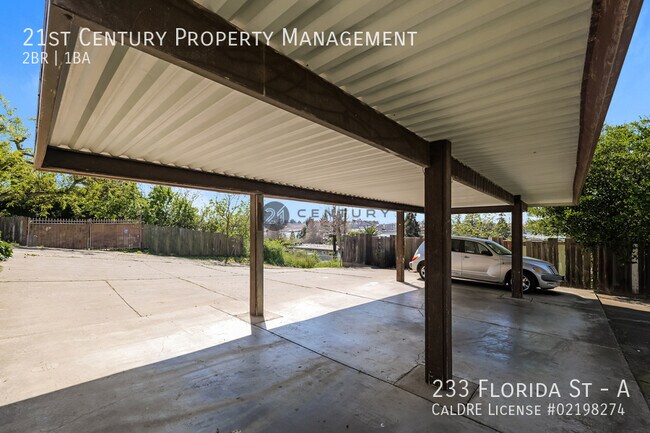 Building Photo - 233 Florida St