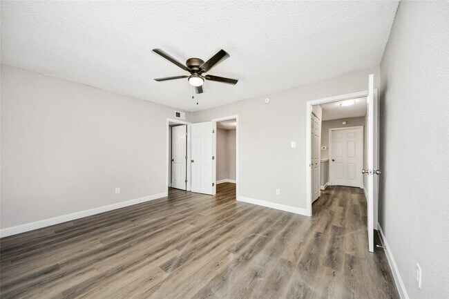 Building Photo - 781 Country Pl Dr
