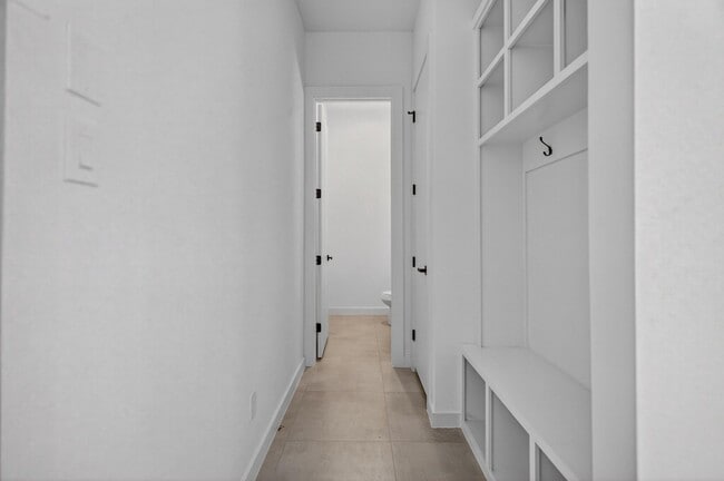 Building Photo - 1016 Patton St