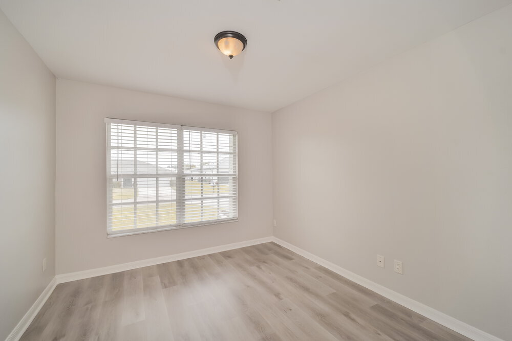 Building Photo - 1413 SW 11th Pl