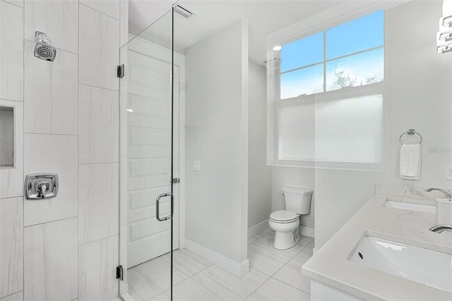 Building Photo - 1275 Michigan Ave