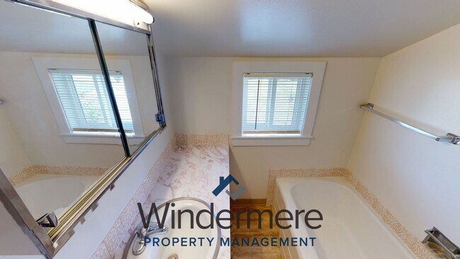 Building Photo - blal66