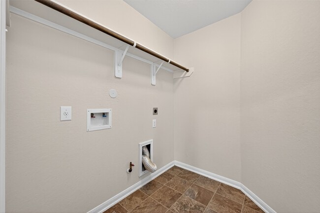 Building Photo - 12246 Claytons Park Ln