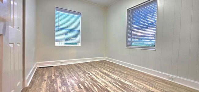 Building Photo - 3BD/2BA Home in Hickory