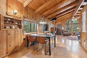 Building Photo - 111 Oaktree Ln