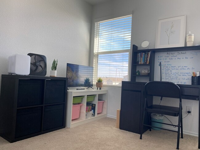 Building Photo - 252 Tugboat Annie Wy