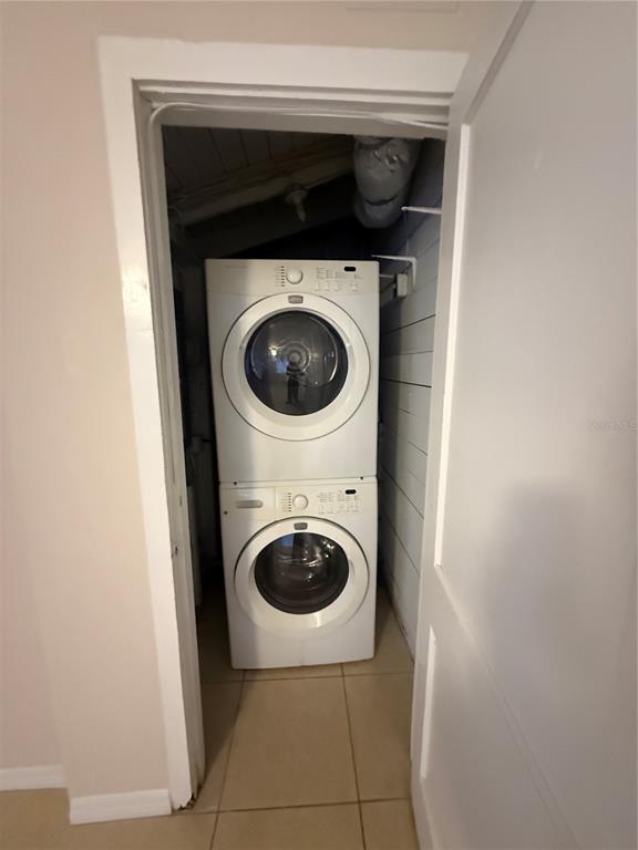 Building Photo - 3619 S Hesperides St