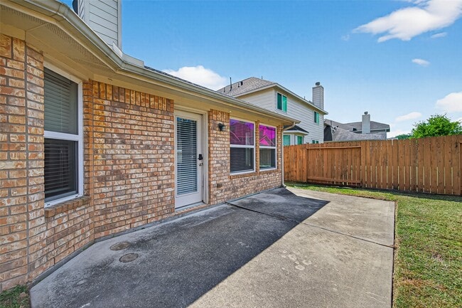 Building Photo - 16930 Creek Mountain Dr