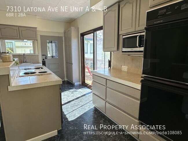 Building Photo - 7310 Latona Ave NE